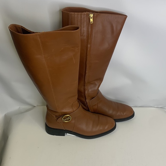 Coach ridding boats 7.5 - Picture 2 of 4